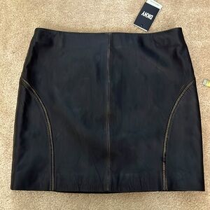 DKNY genuine distressed leather mini skirt. Size L. NWT